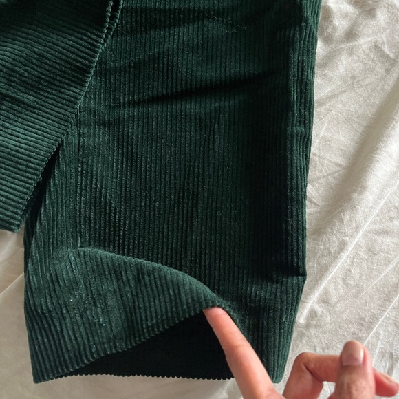 & Other Stories wide wale forest green corduroy pants - Picture 10 of 11